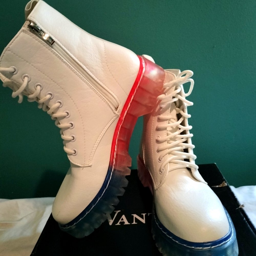 American Pride Harley Quinn style Wanted boots